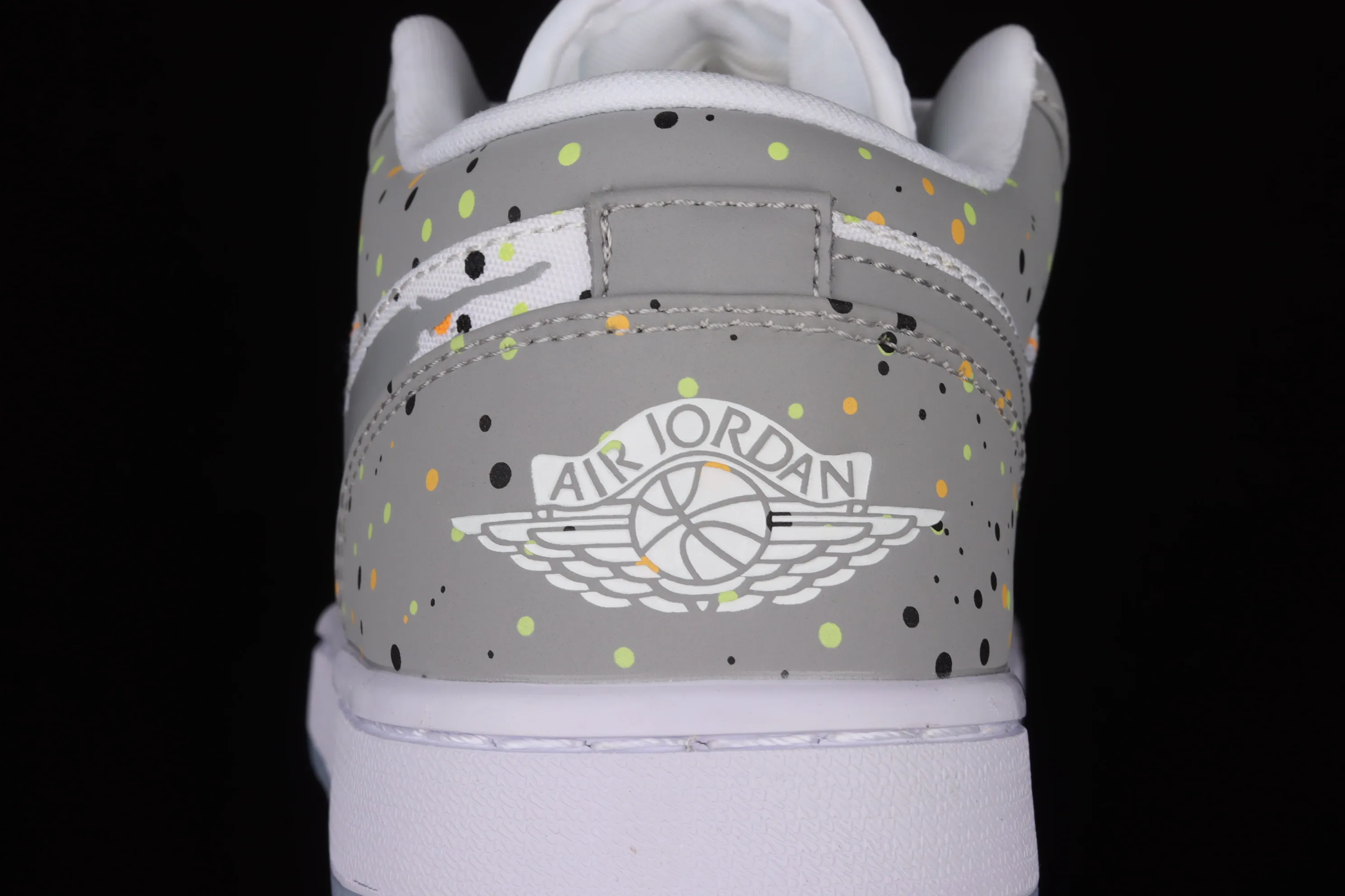 All categories Air Jordan Jordan series basketball shoes Air Jordan 1 Low Air Jordan 1 Low AJ1 Joe 1 inkjet white gray low-top cultural basketball shoes DC0774-001